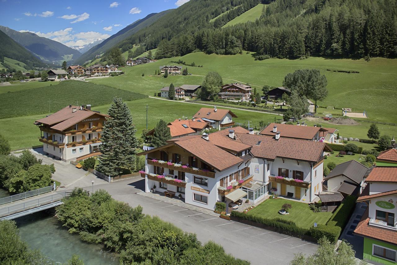 Pension Brugghof Ahrntal Bagian luar foto